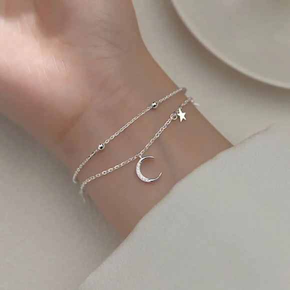 925 Sterling Silver Multi-Layer Bracelet Dainty Moon and Star Bracelet - Picture 5 of 5